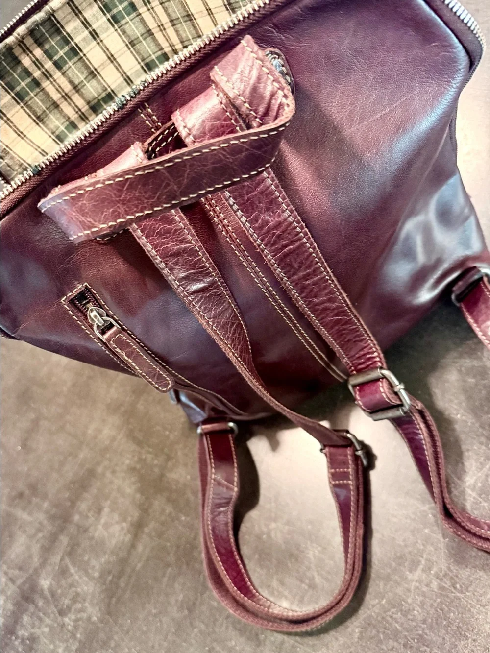 Wild West Women’s Chocolate Brown Leather Backpack with Zip Pockets